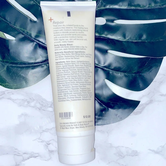 Bath & Body Works Skin Therapy  Hand Repair + healing hand cream- fresh vanilla - Picture 2 of 2